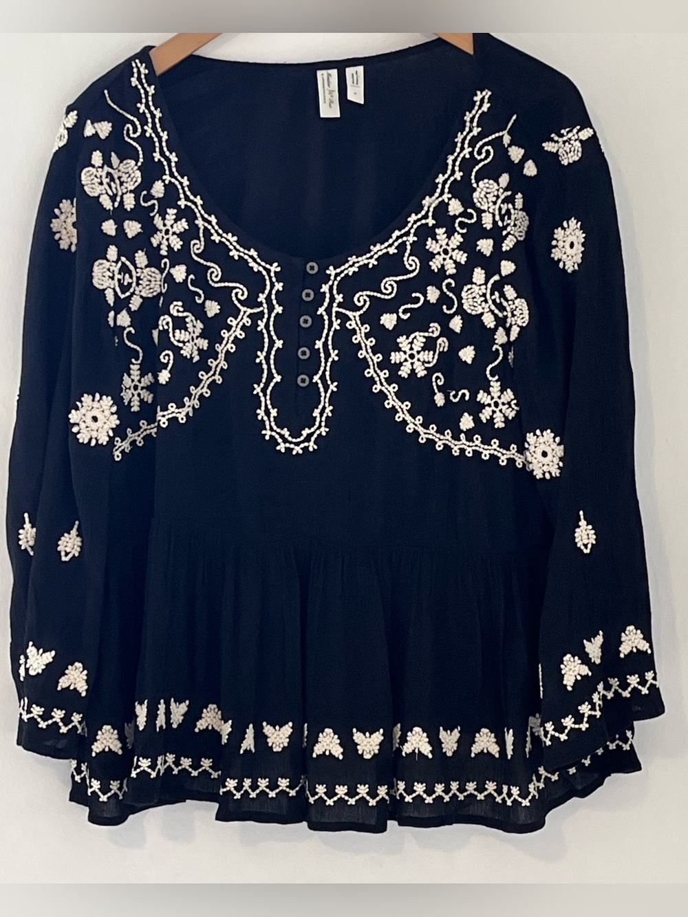 Anthropologie Meadow Rue Bohemian Black Embroidery Tunic